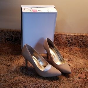 143 Girl nude Snake Heels Owanda women size 7 1/2